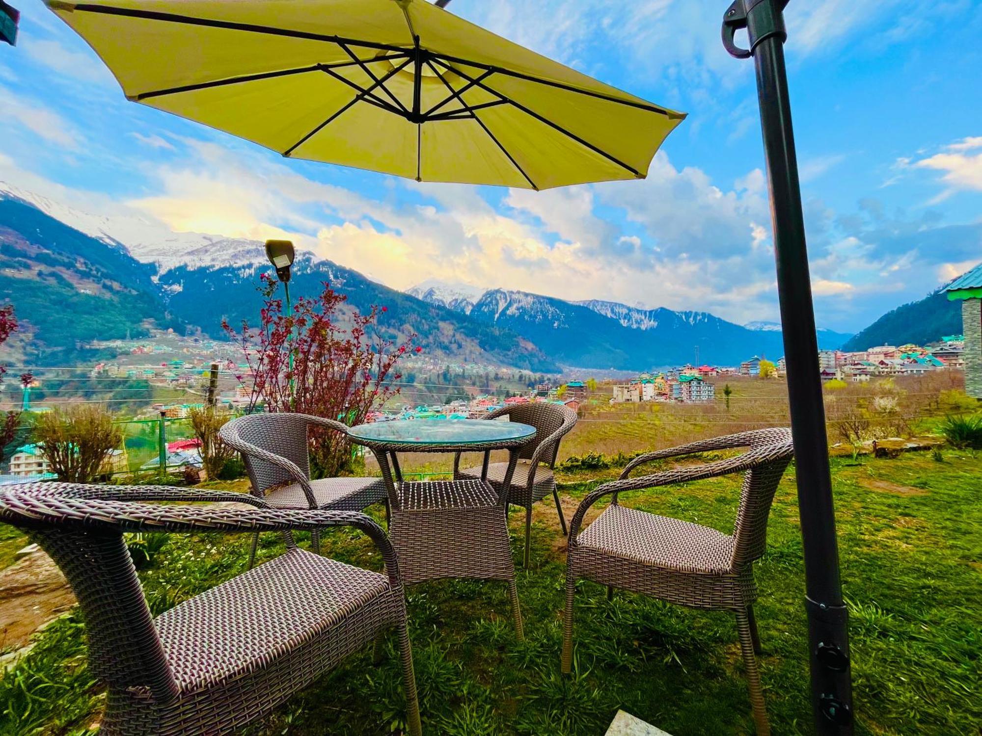 Himalayan Nomad Cottage, Manali ! All 2 Bedroom Independent Cottages ! Personal Lawn Every Cottage ! Parking ! Scenic Mountains View ! Spacious Rooms ! Exteriér fotografie
