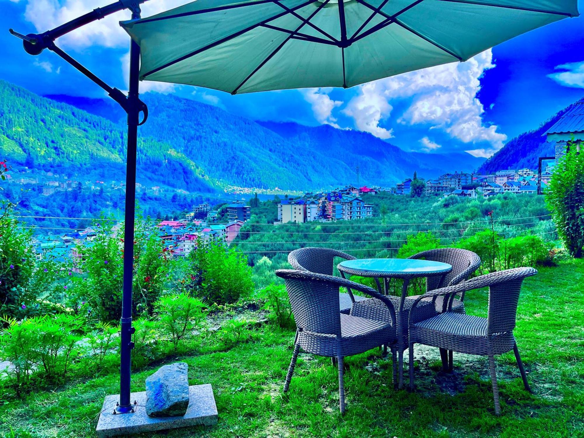 Himalayan Nomad Cottage, Manali ! All 2 Bedroom Independent Cottages ! Personal Lawn Every Cottage ! Parking ! Scenic Mountains View ! Spacious Rooms ! Exteriér fotografie