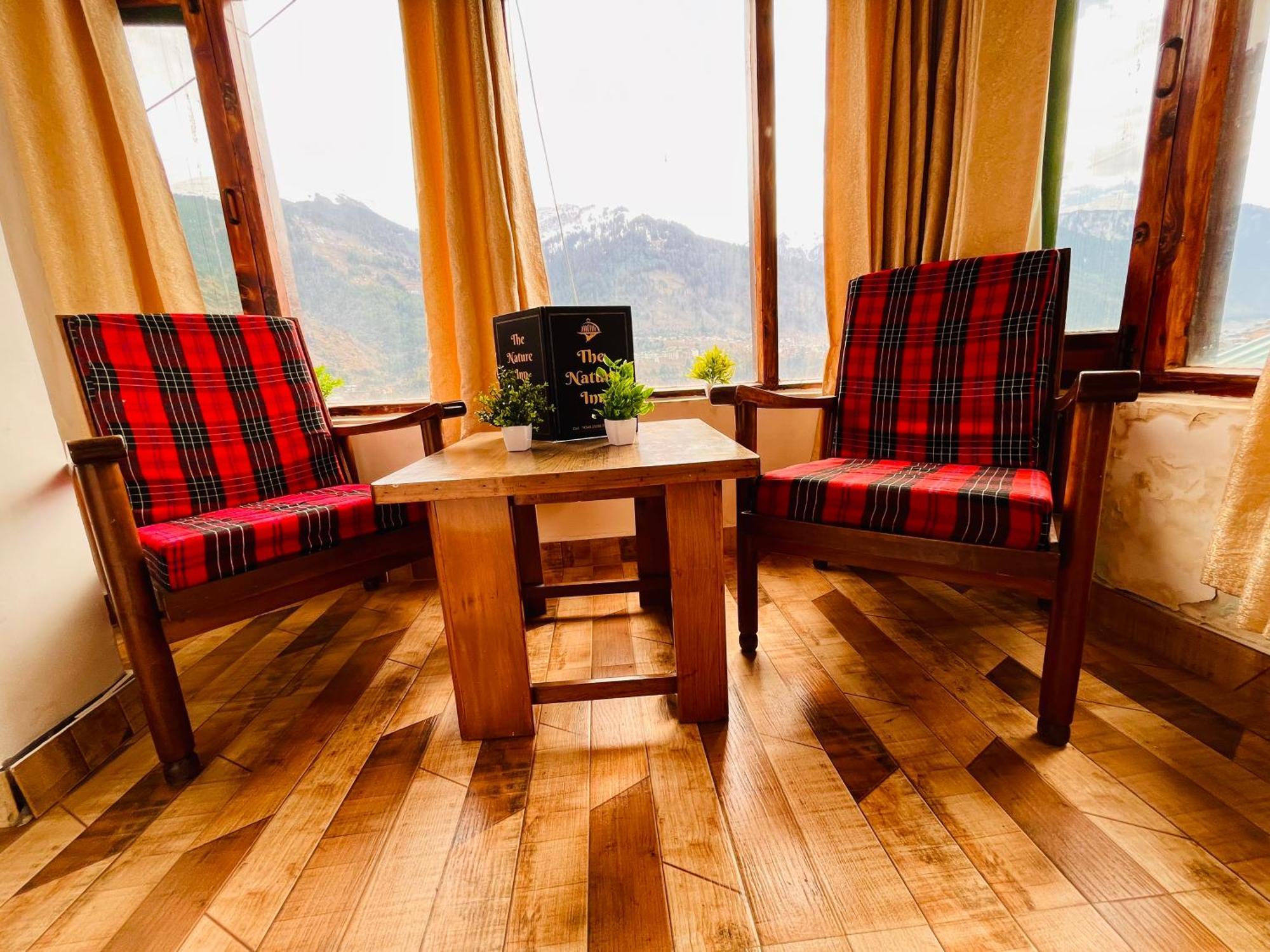 Himalayan Nomad Cottage, Manali ! All 2 Bedroom Independent Cottages ! Personal Lawn Every Cottage ! Parking ! Scenic Mountains View ! Spacious Rooms ! Exteriér fotografie