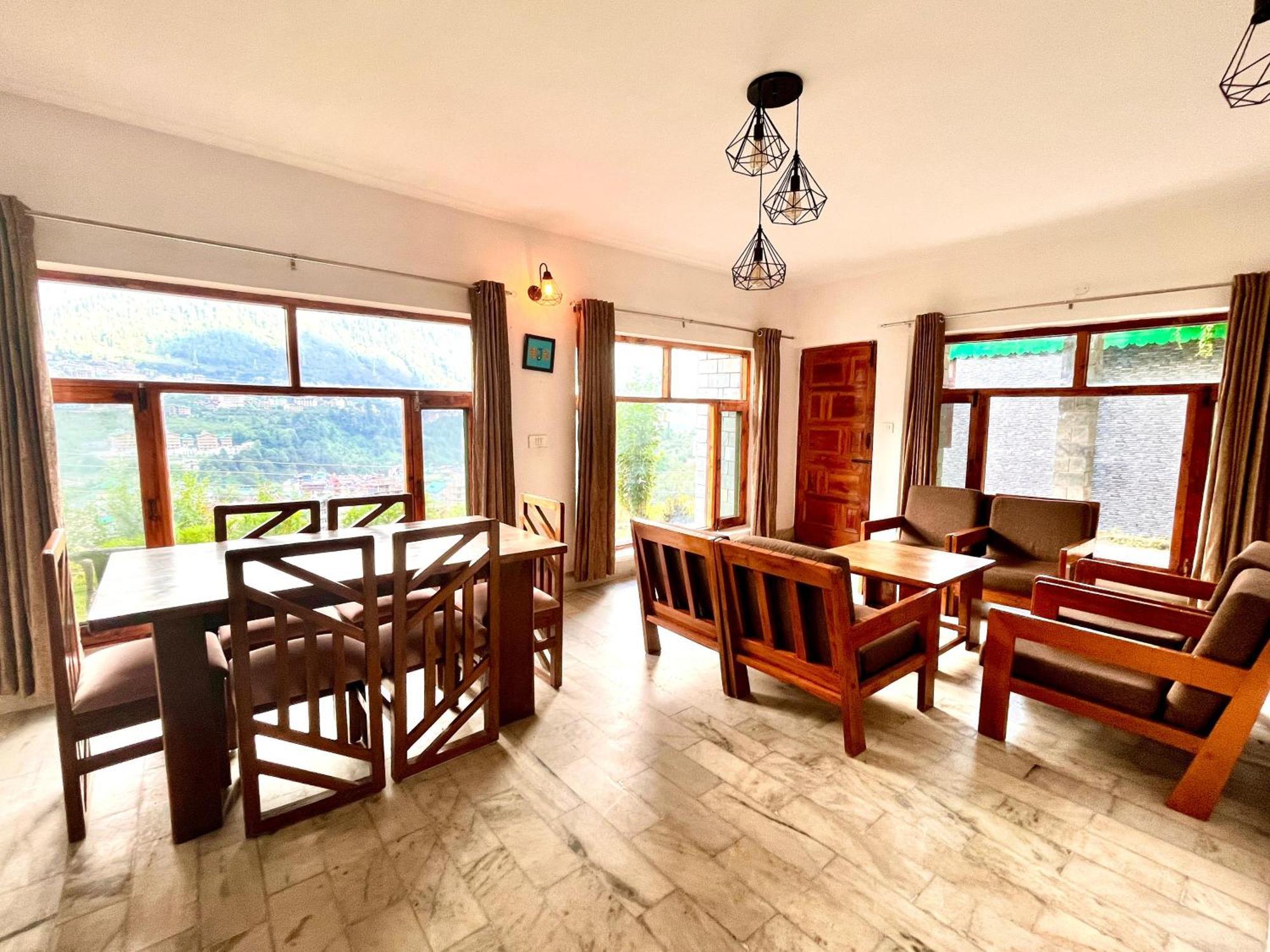 Himalayan Nomad Cottage, Manali ! All 2 Bedroom Independent Cottages ! Personal Lawn Every Cottage ! Parking ! Scenic Mountains View ! Spacious Rooms ! Exteriér fotografie