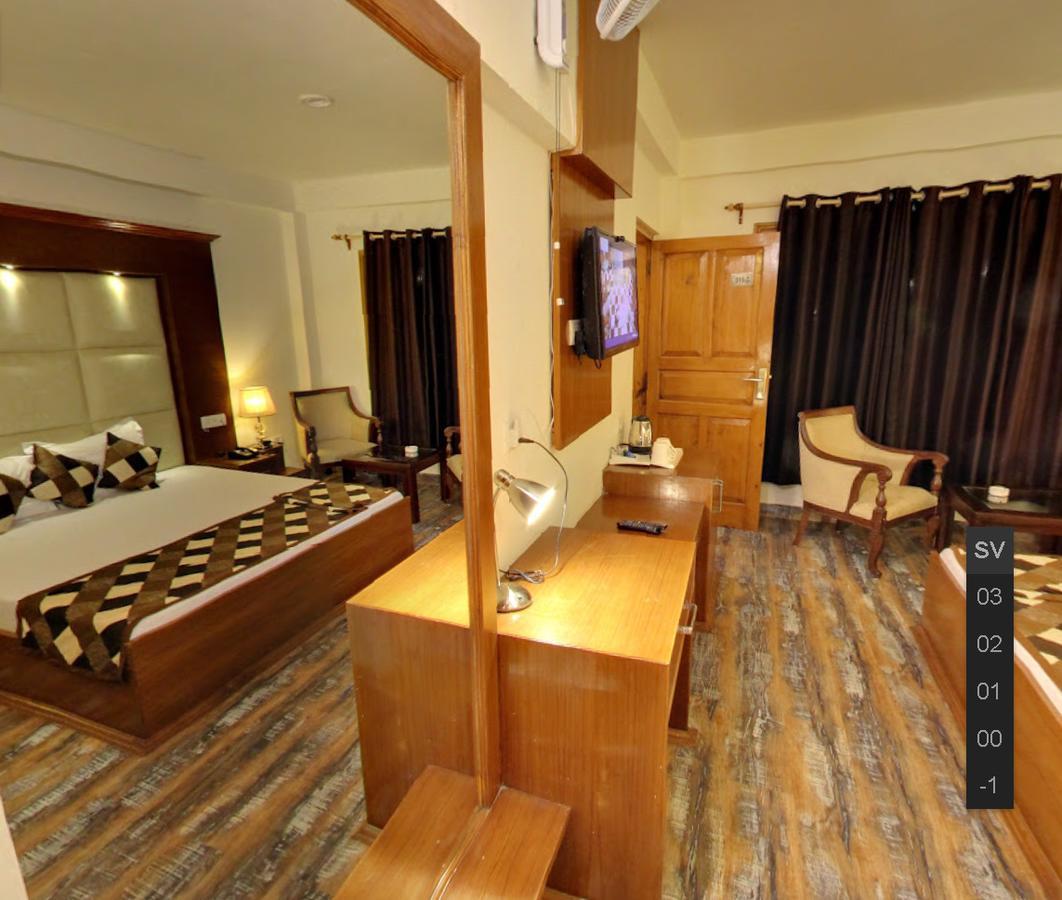 Himalayan Nomad Cottage, Manali ! All 2 Bedroom Independent Cottages ! Personal Lawn Every Cottage ! Parking ! Scenic Mountains View ! Spacious Rooms ! Exteriér fotografie