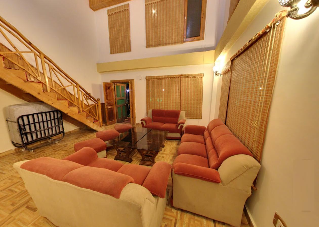 Himalayan Nomad Cottage, Manali ! All 2 Bedroom Independent Cottages ! Personal Lawn Every Cottage ! Parking ! Scenic Mountains View ! Spacious Rooms ! Exteriér fotografie